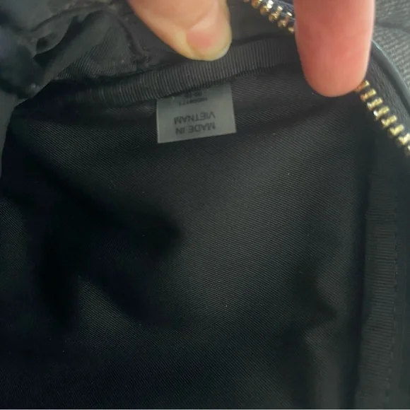 Tory Burch Black Belt Bag - Picture 4 of 4